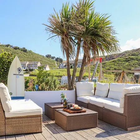 Sandy Cove Apartment *